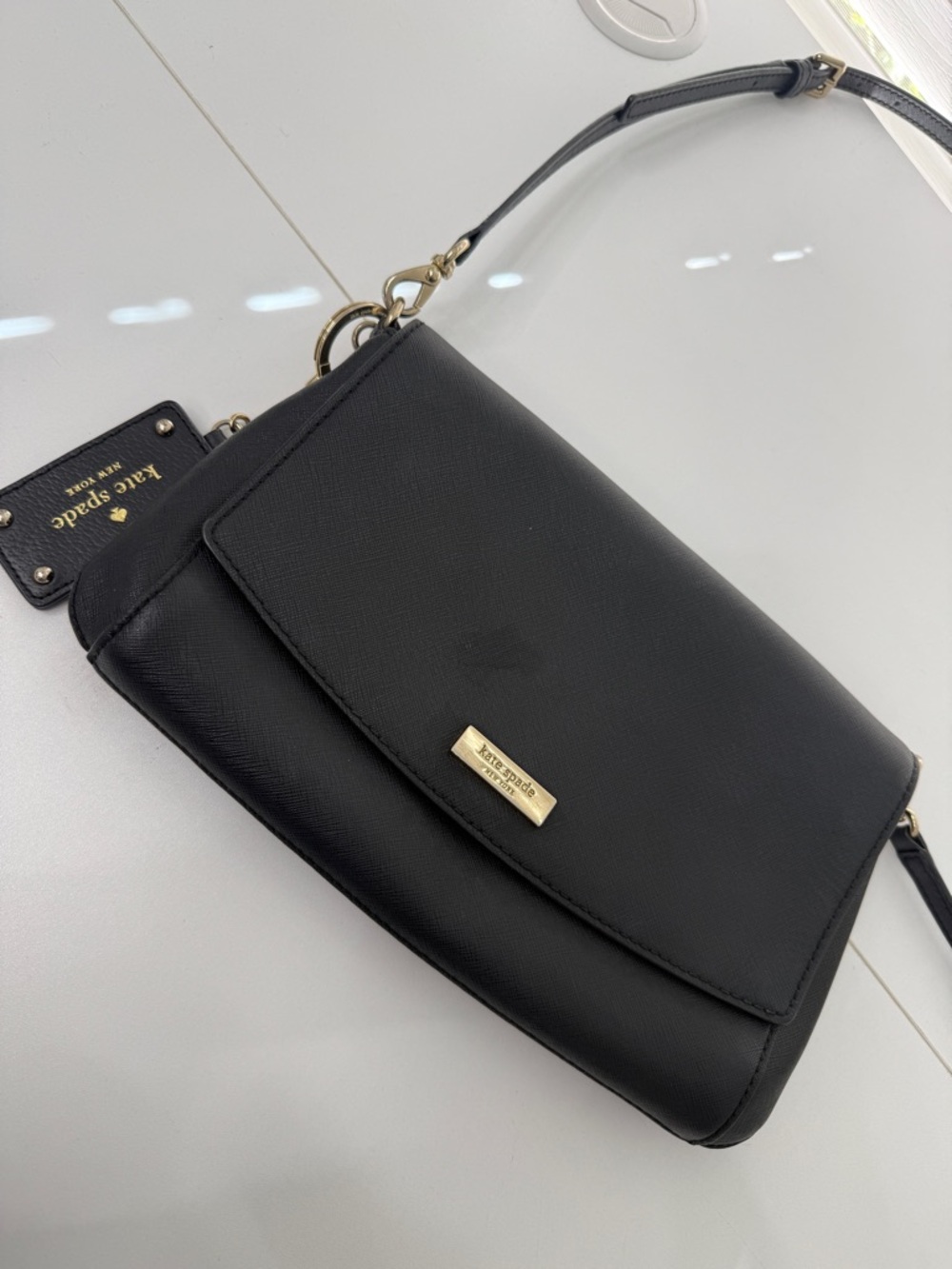 KATE SPADE Black Crossbody SAFFIANO LEATHER Bag - Sleek Everyday Shoulder Purse